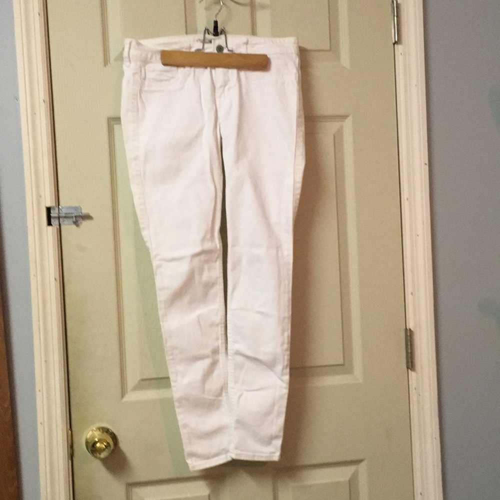 Hollister Skinny Jeans. White. 27/31 5R